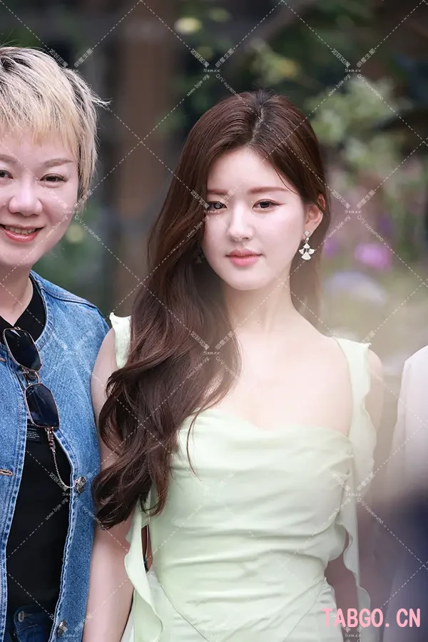 【已出】赵露思230514娇兰