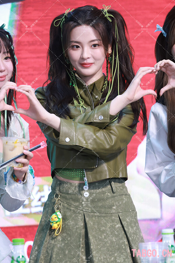 杨超越