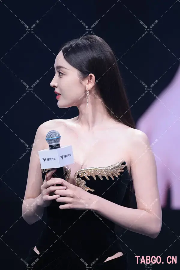 【已出】古力娜扎哪吒汽车发布会