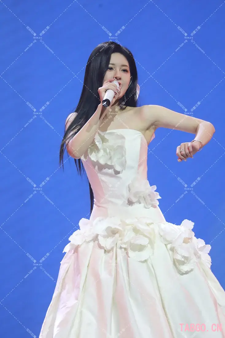 【已出】露丝生日多造型