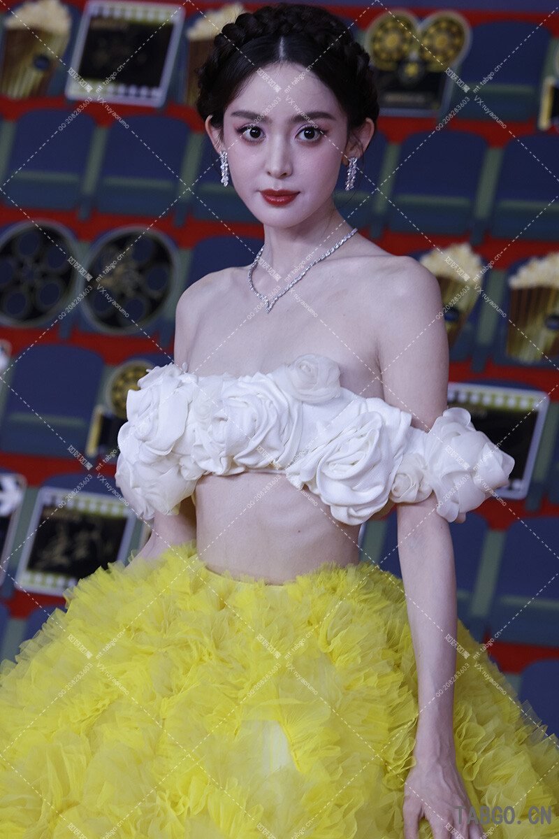 【已出】古力娜扎微博电影之夜红毯