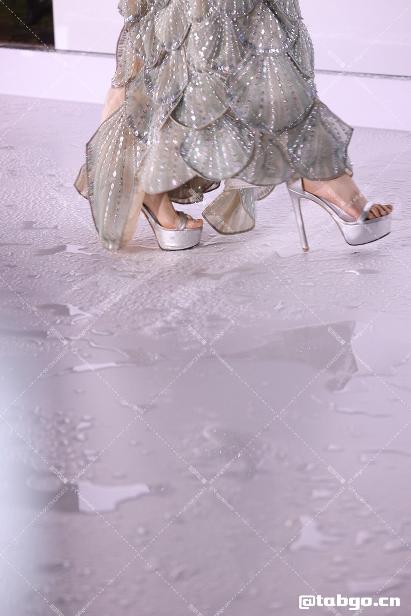 【已出】张予曦费加罗红毯