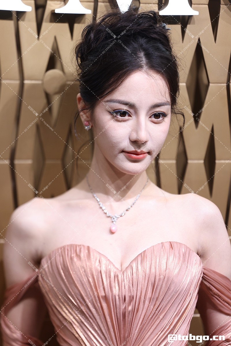 【已出】迪丽热巴mikimoto红毯 好甜美