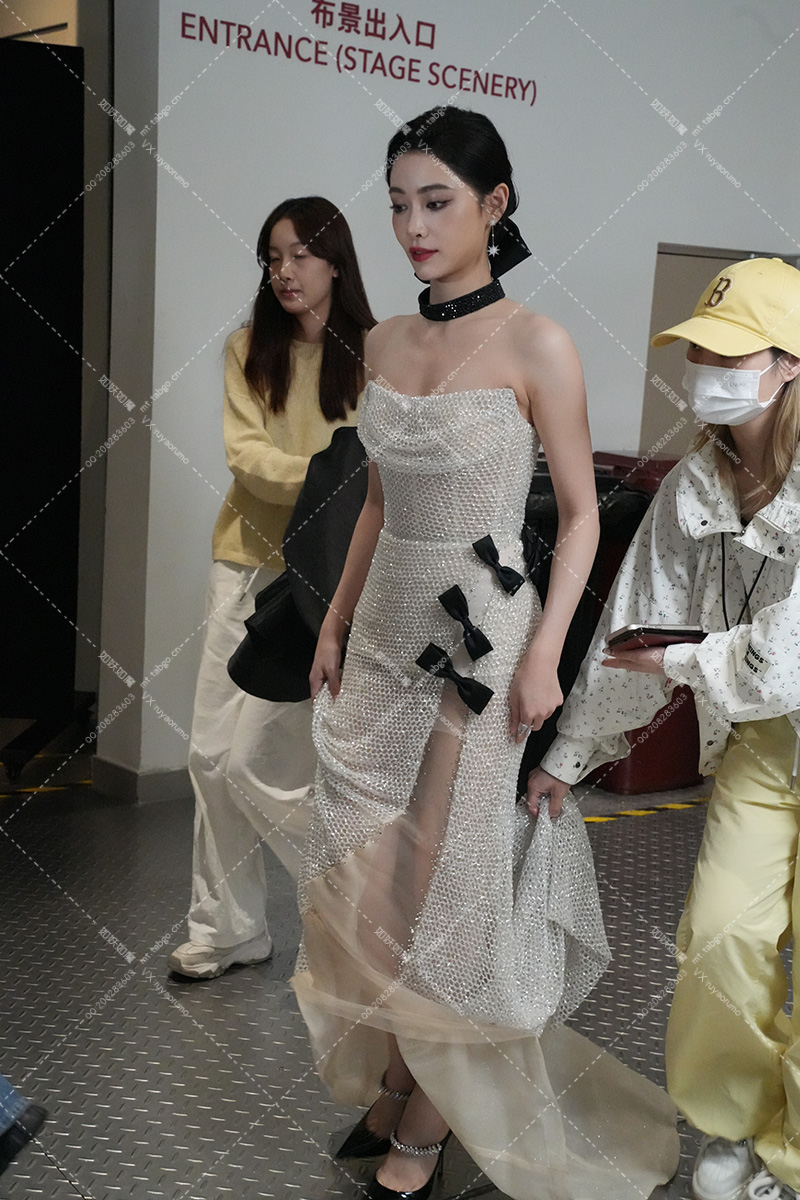 许佳琪 上海时装周 三套造型