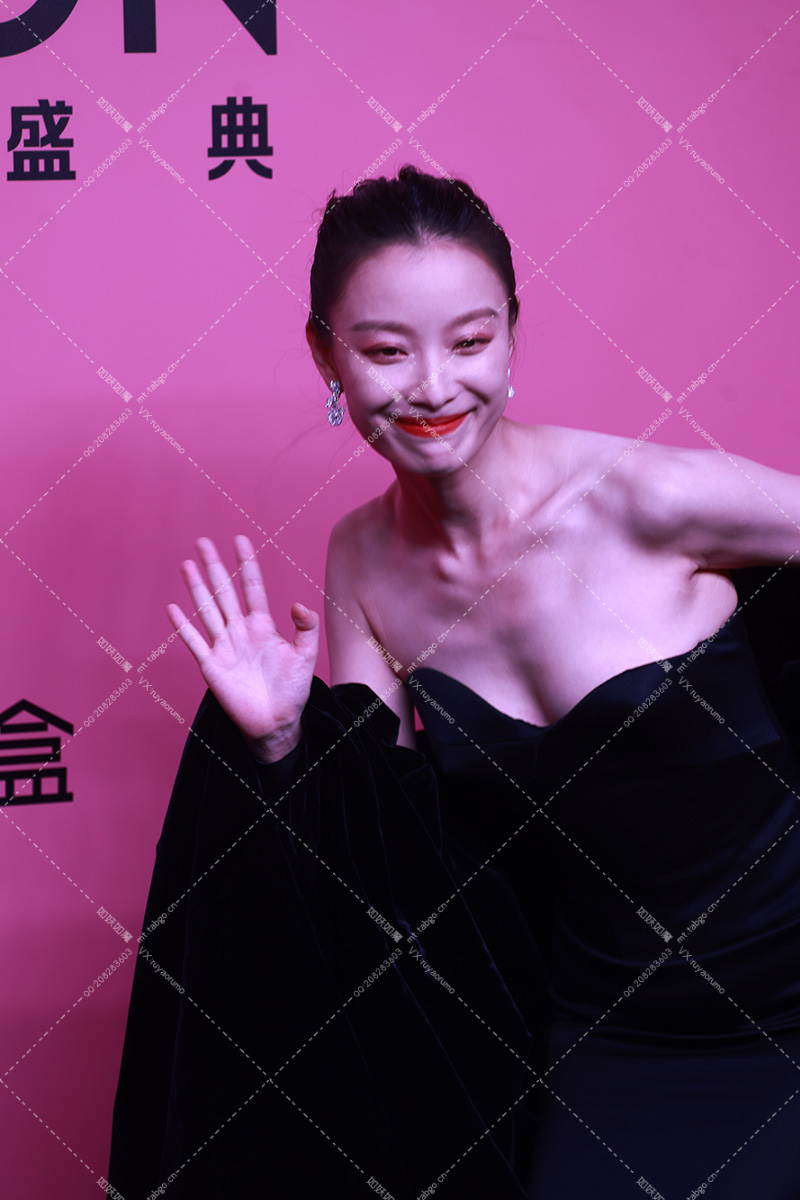 倪妮