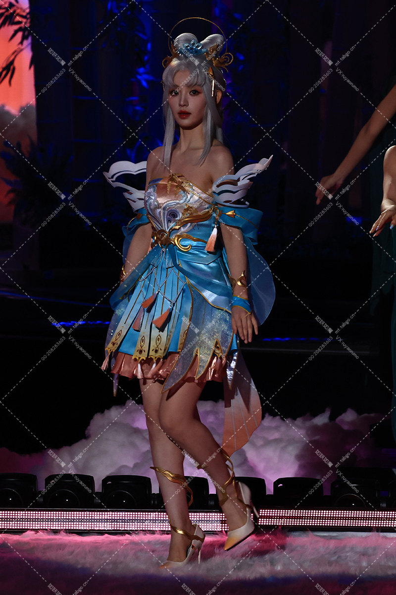 田曦薇和平精英cos