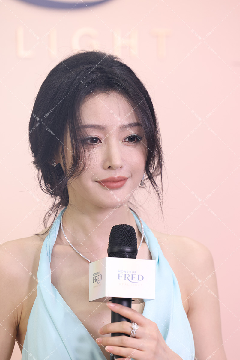 张天爱 (3).webp