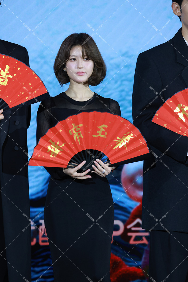 赵露思