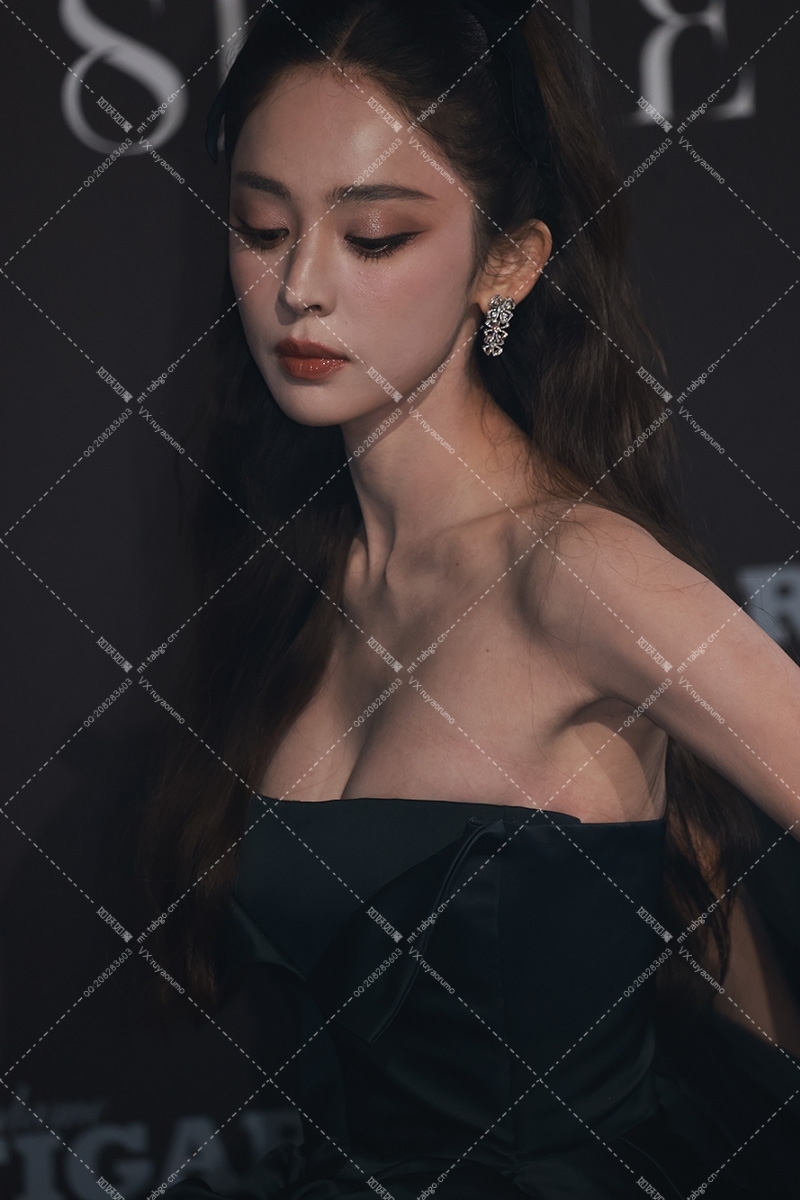 【已出】古力娜扎 费加罗红毯 机位三