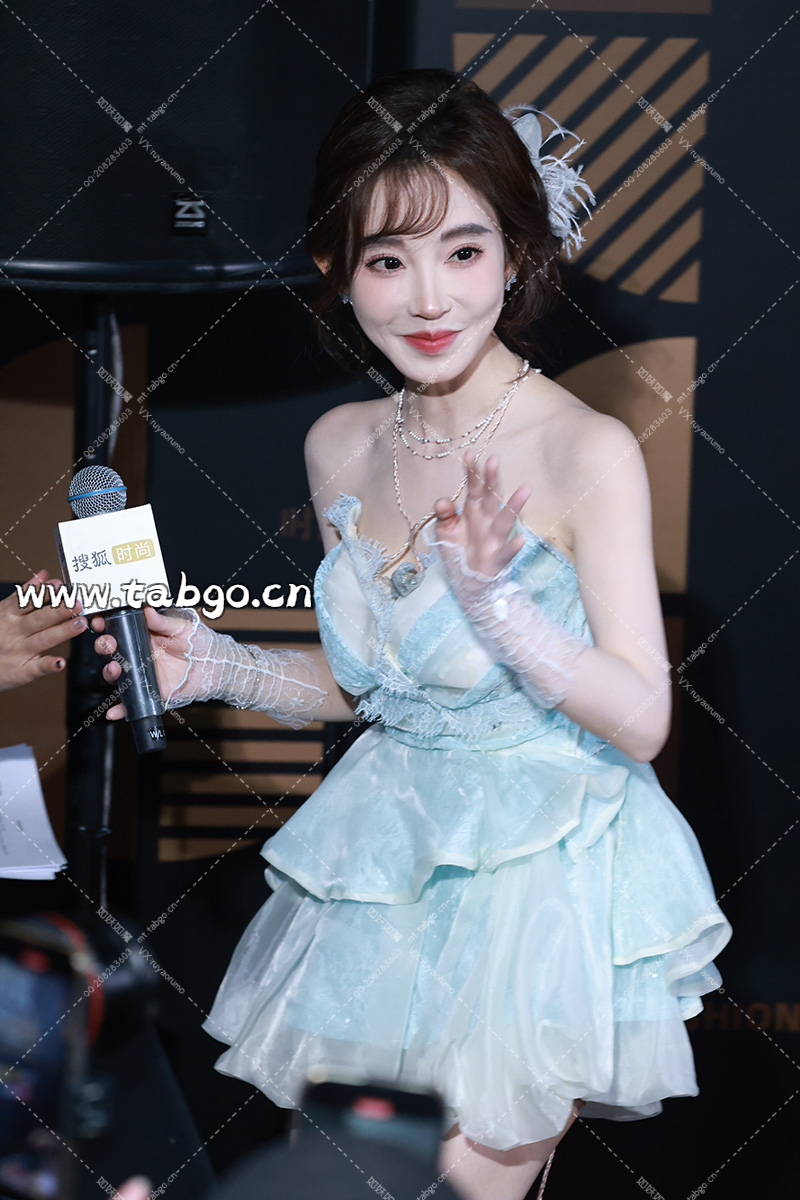 冯提莫搜狐盛典 群访