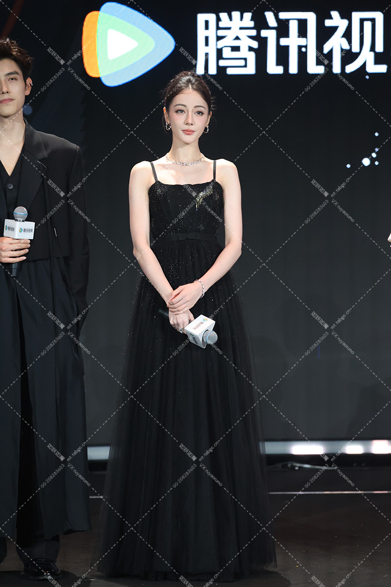 迪丽热巴 (1).jpg