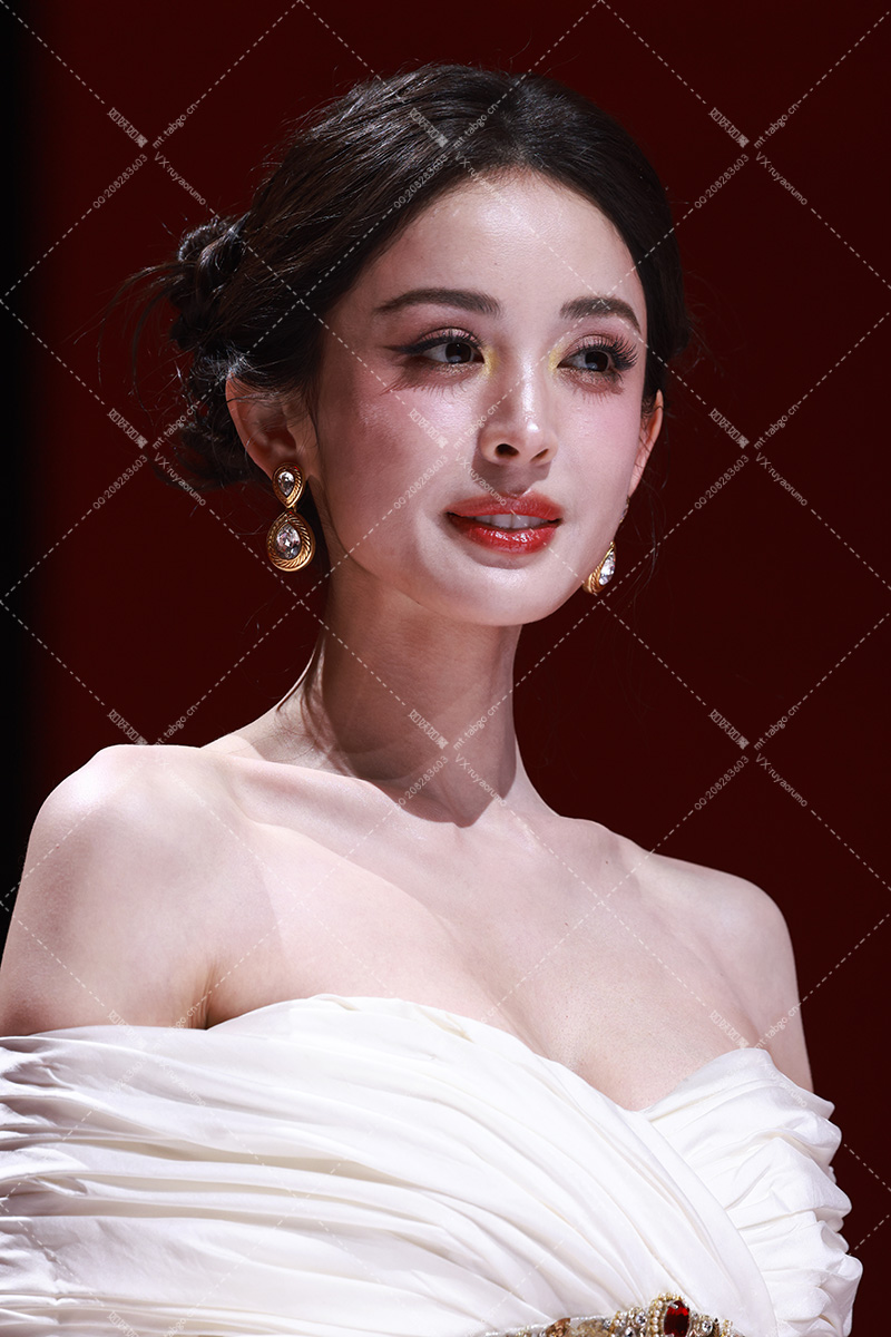 古力娜扎 (4).jpg