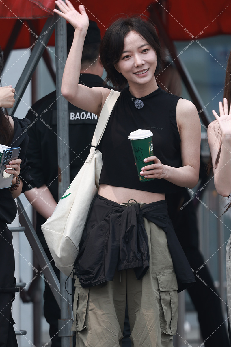 王珞丹 (4).jpg