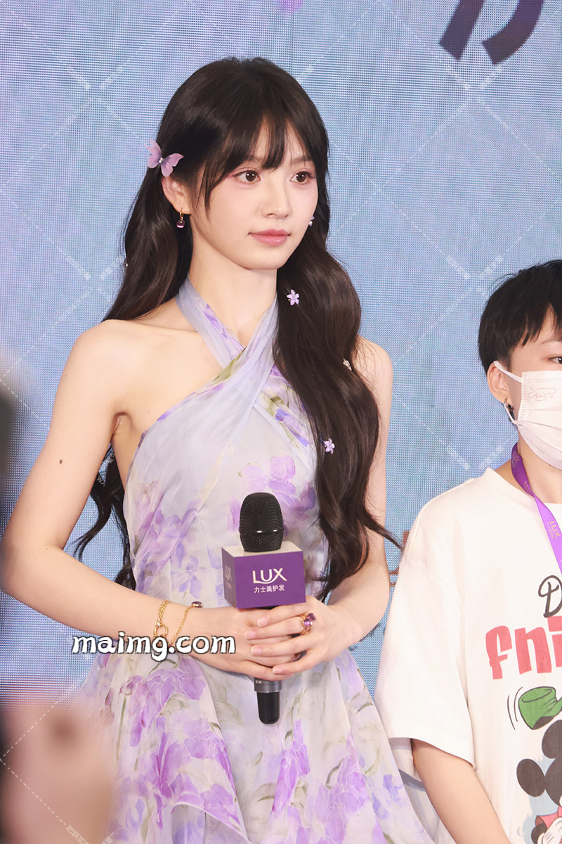 田曦薇 海口力士活动