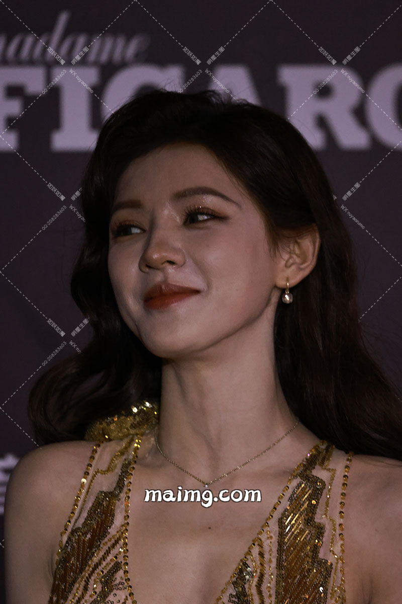 【已出】张予曦费加罗红毯四