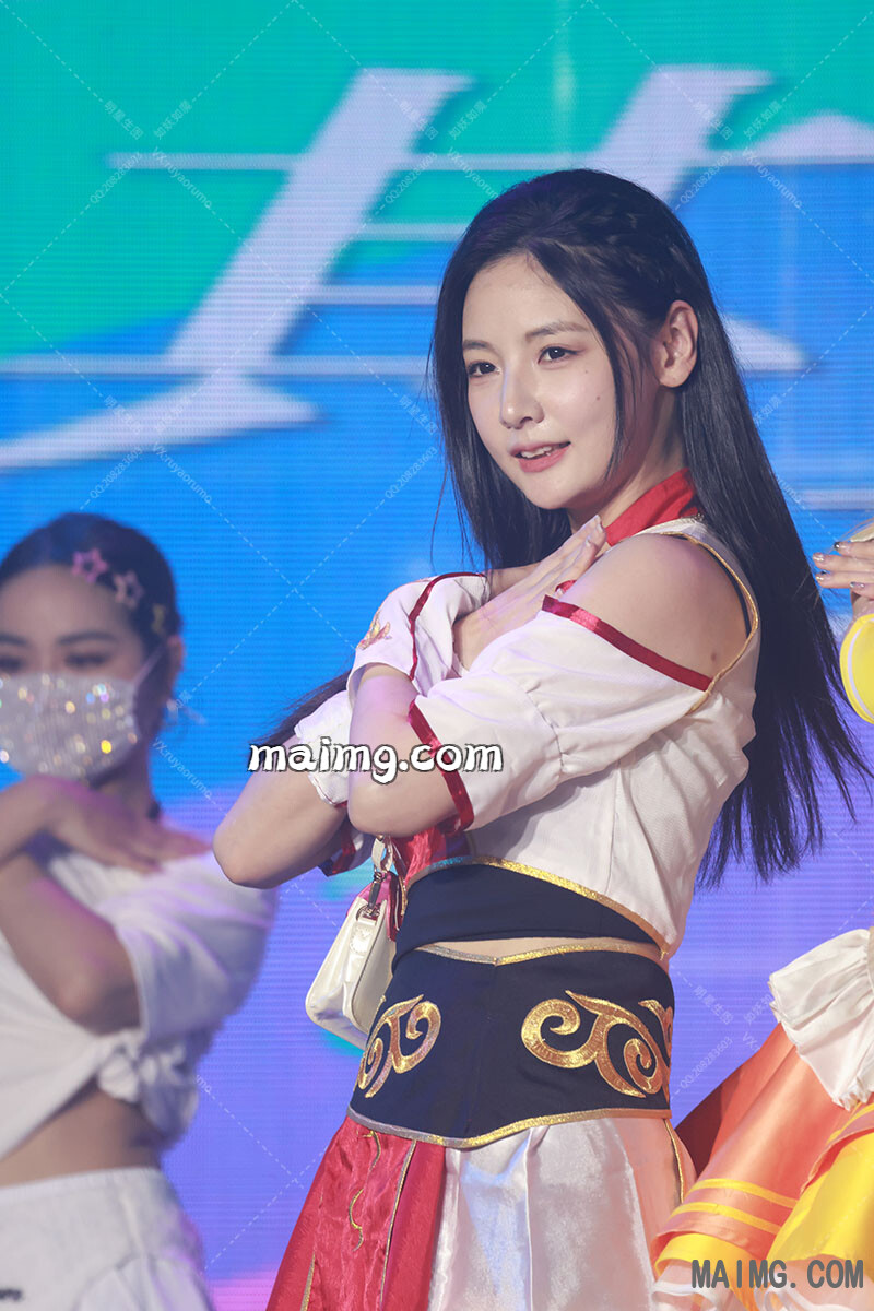 如妖如魔预览（maimg.com）_20250825T080112858Z.jpg