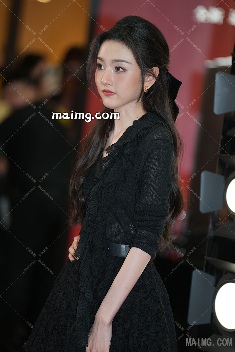 如妖如魔预览（maimg.com）_20250825T183206389Z.jpg