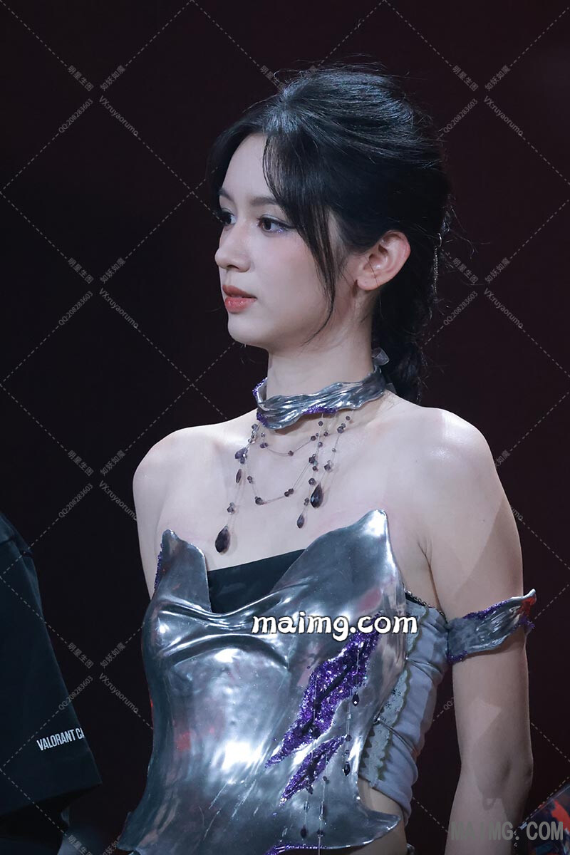 如妖如魔预览（maimg.com）_20250825T183549043Z.jpg