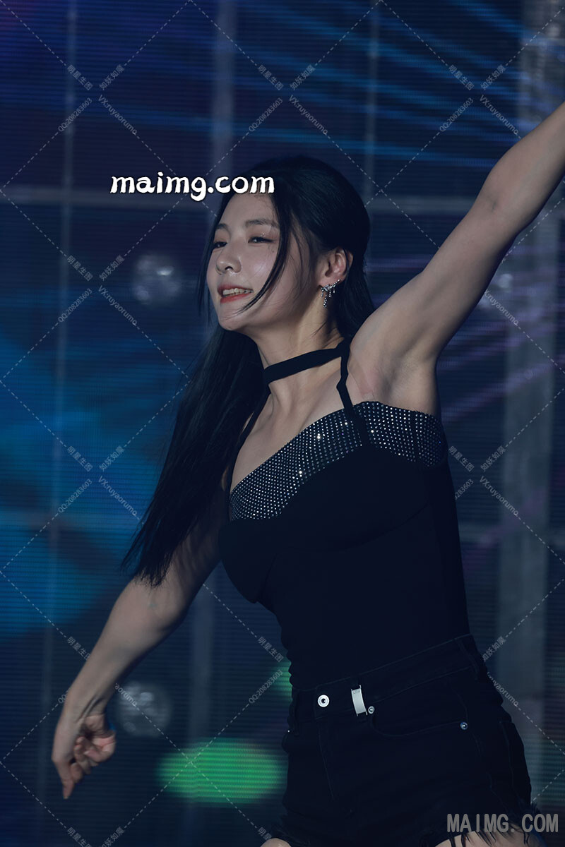 如妖如魔预览（maimg.com）_20250826T173650873Z.jpg