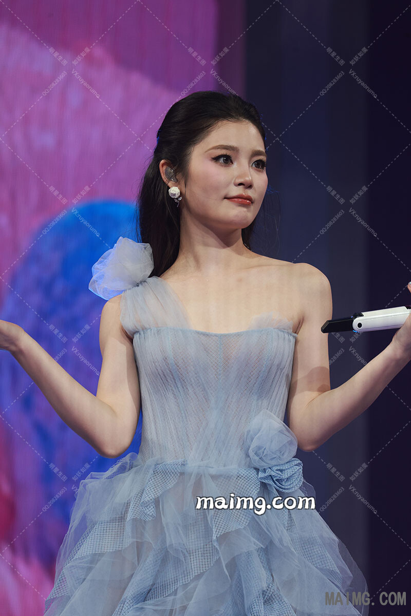 如妖如魔预览（maimg.com）_20250826T165150248Z.jpg