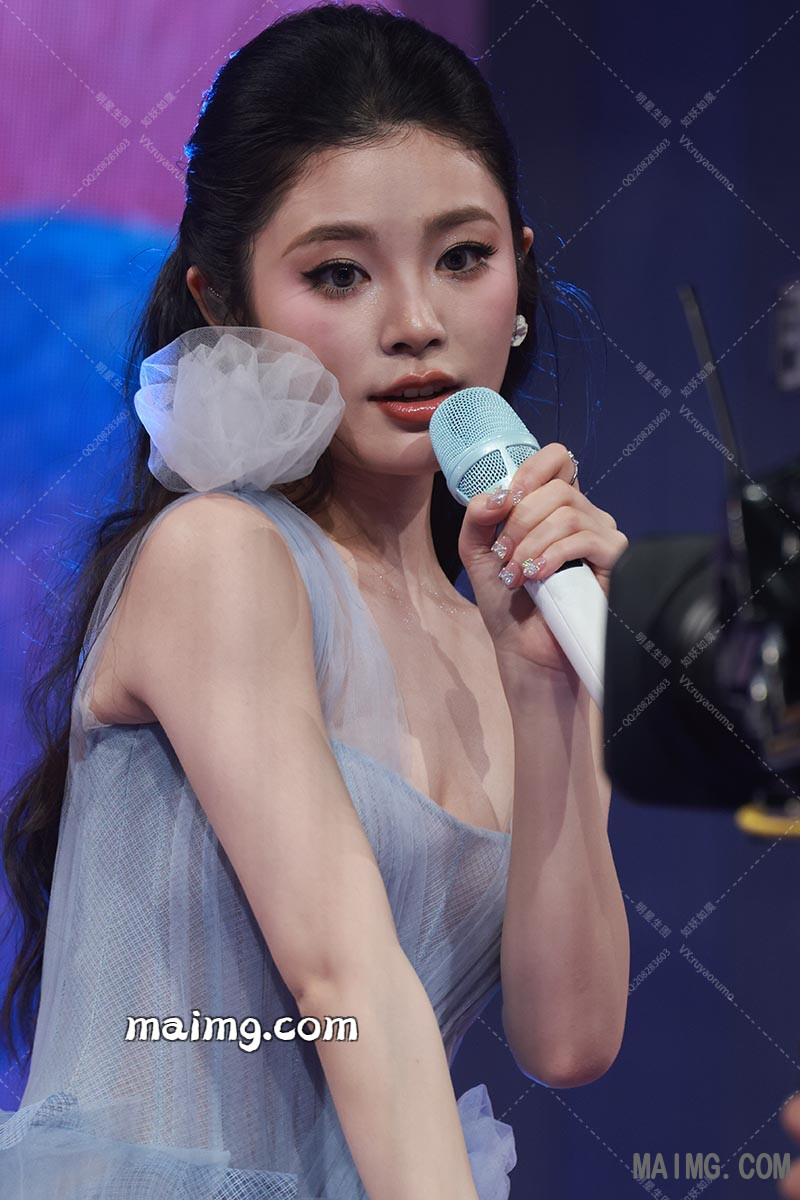 如妖如魔预览（maimg.com）_20250826T165208345Z.jpg