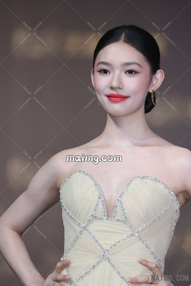 如妖如魔预览（maimg.com）_20250828T152749152Z.jpg