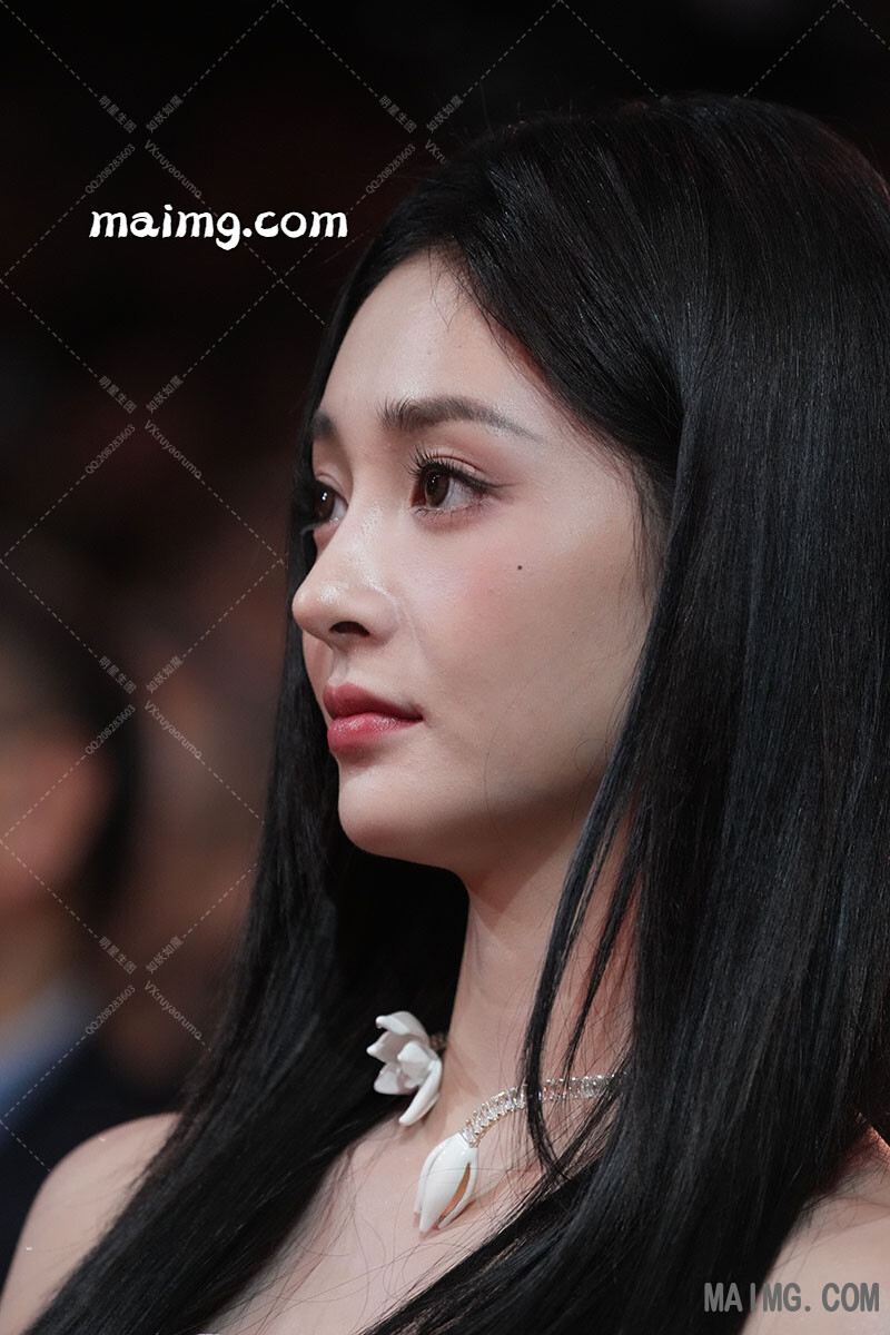 如妖如魔预览（maimg.com）_20250829T053448835Z.jpg