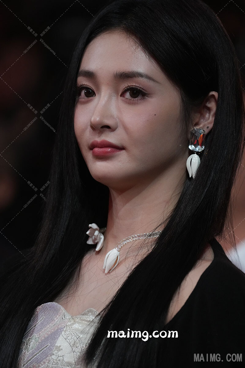 如妖如魔预览（maimg.com）_20250829T053430003Z.jpg