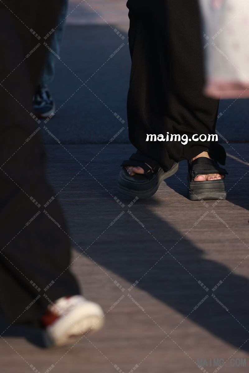 如妖如魔预览（maimg.com）_20250907T101255587Z.jpg