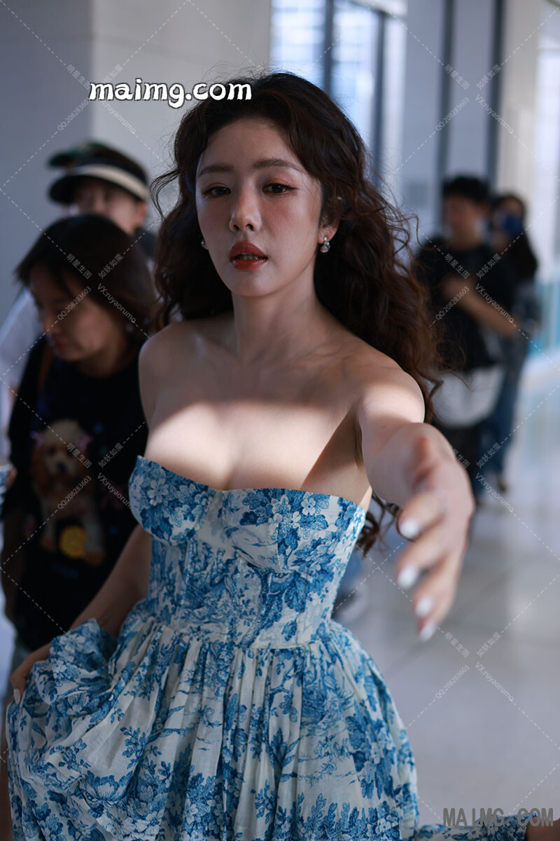 如妖如魔预览（maimg.com）_20250907T101835991Z.jpg