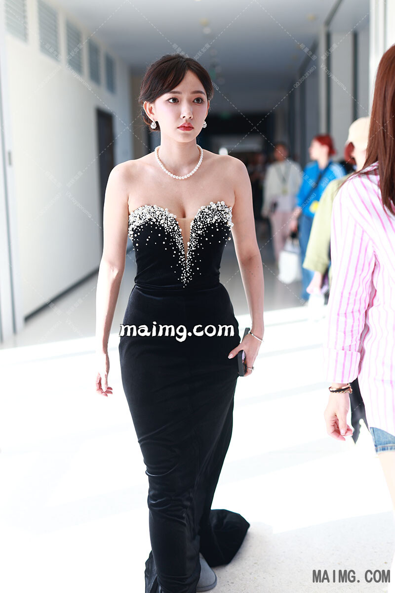 如妖如魔预览（maimg.com）_20250907T102024158Z.jpg