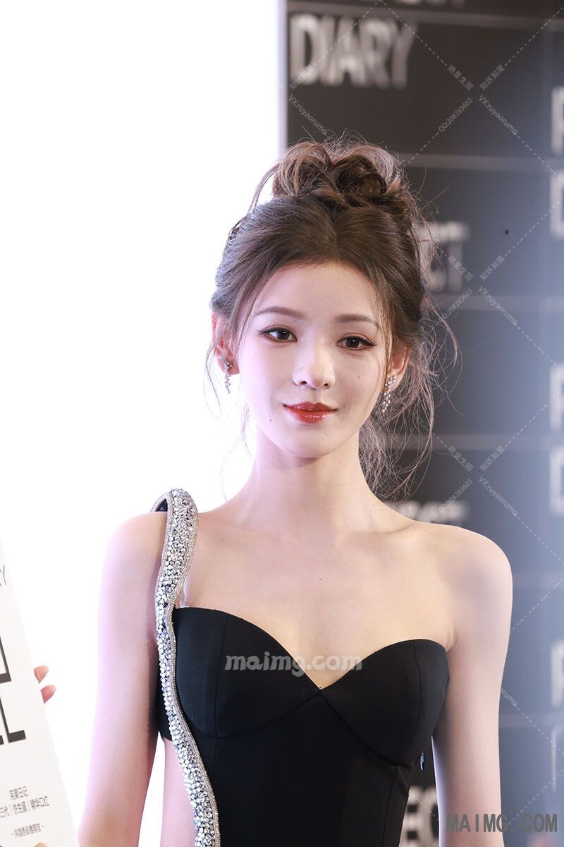 如妖如魔预览（maimg.com）_20250909T16594_7.jpeg