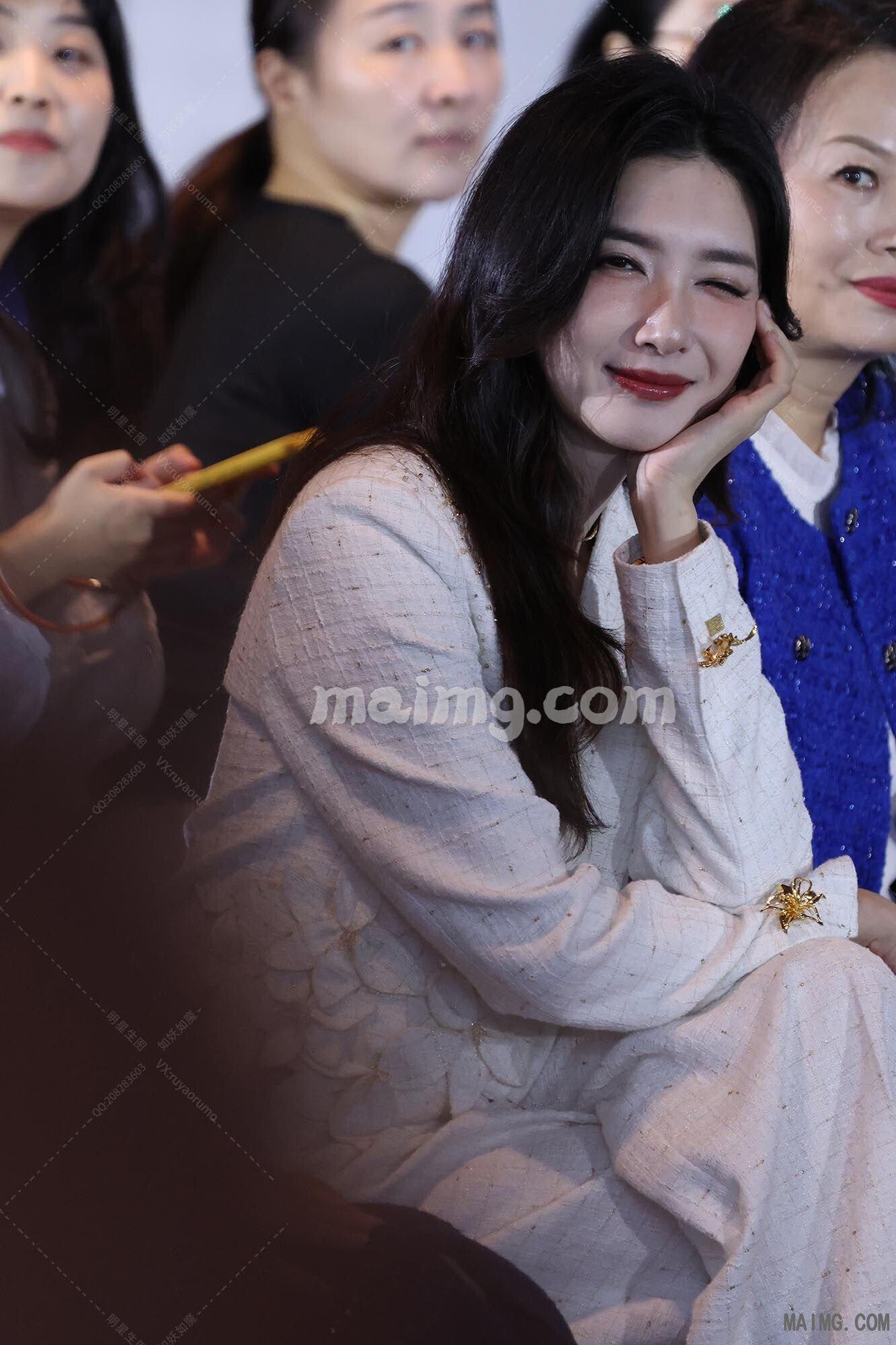 【已出】江疏影 西安万象城NAERSI限时主题店