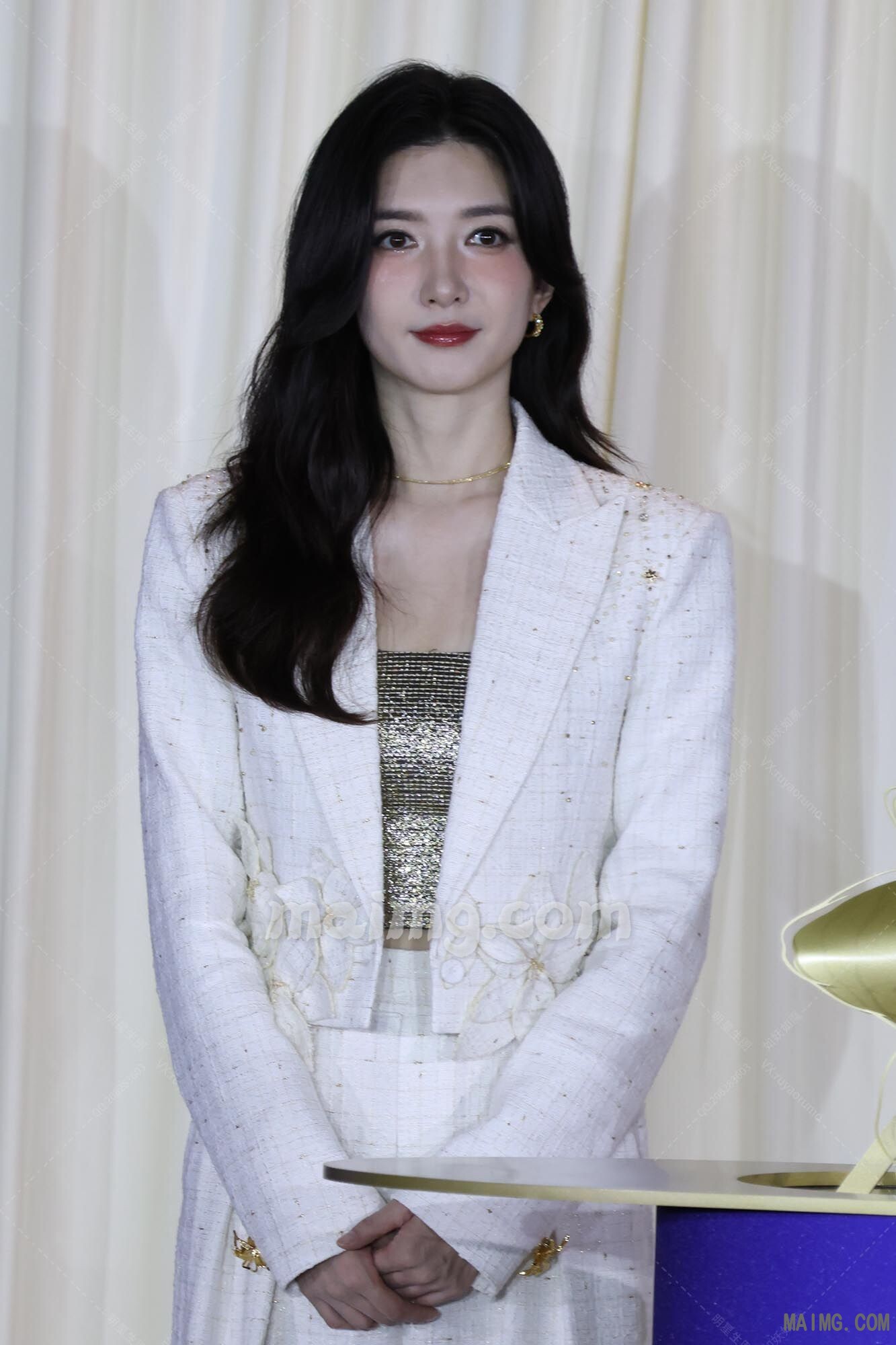 【已出】江疏影 西安万象城NAERSI限时主题店