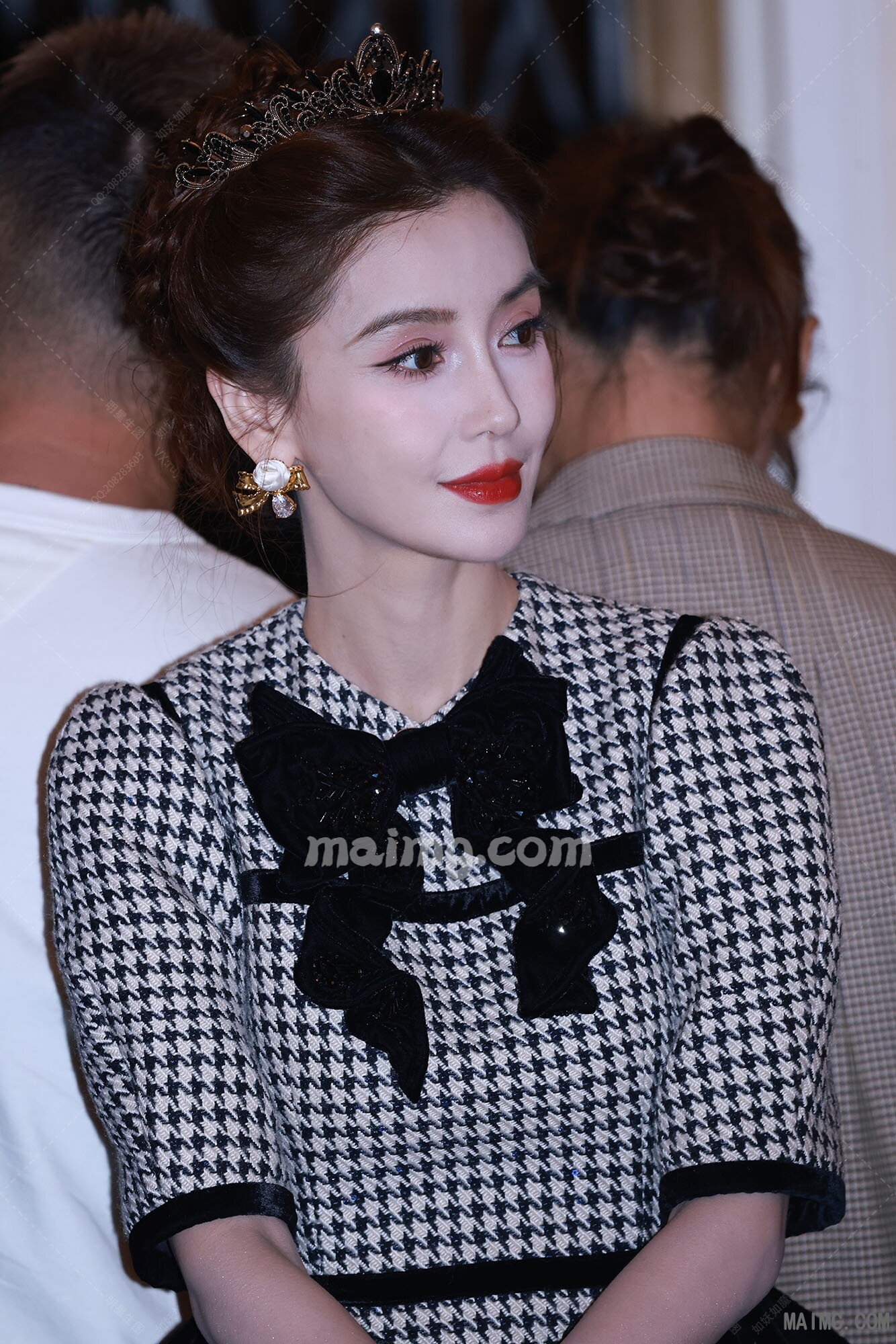 如妖如魔预览（maimg.com）_20251010T18303_14.jpeg
