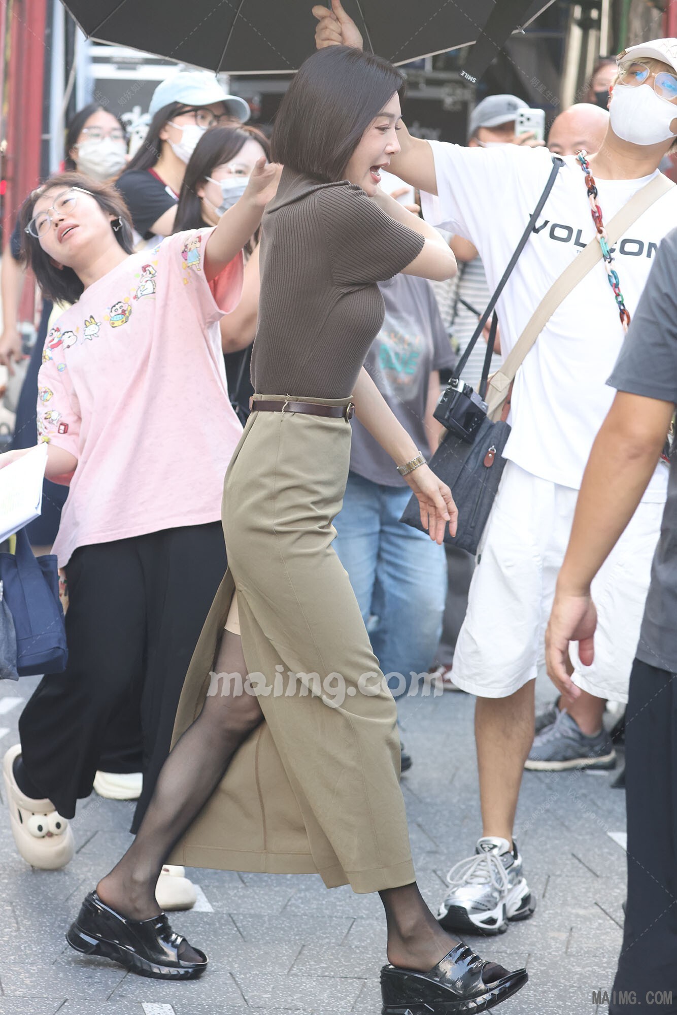 如妖如魔预览（maimg.com）_20251014T08015_4.jpeg