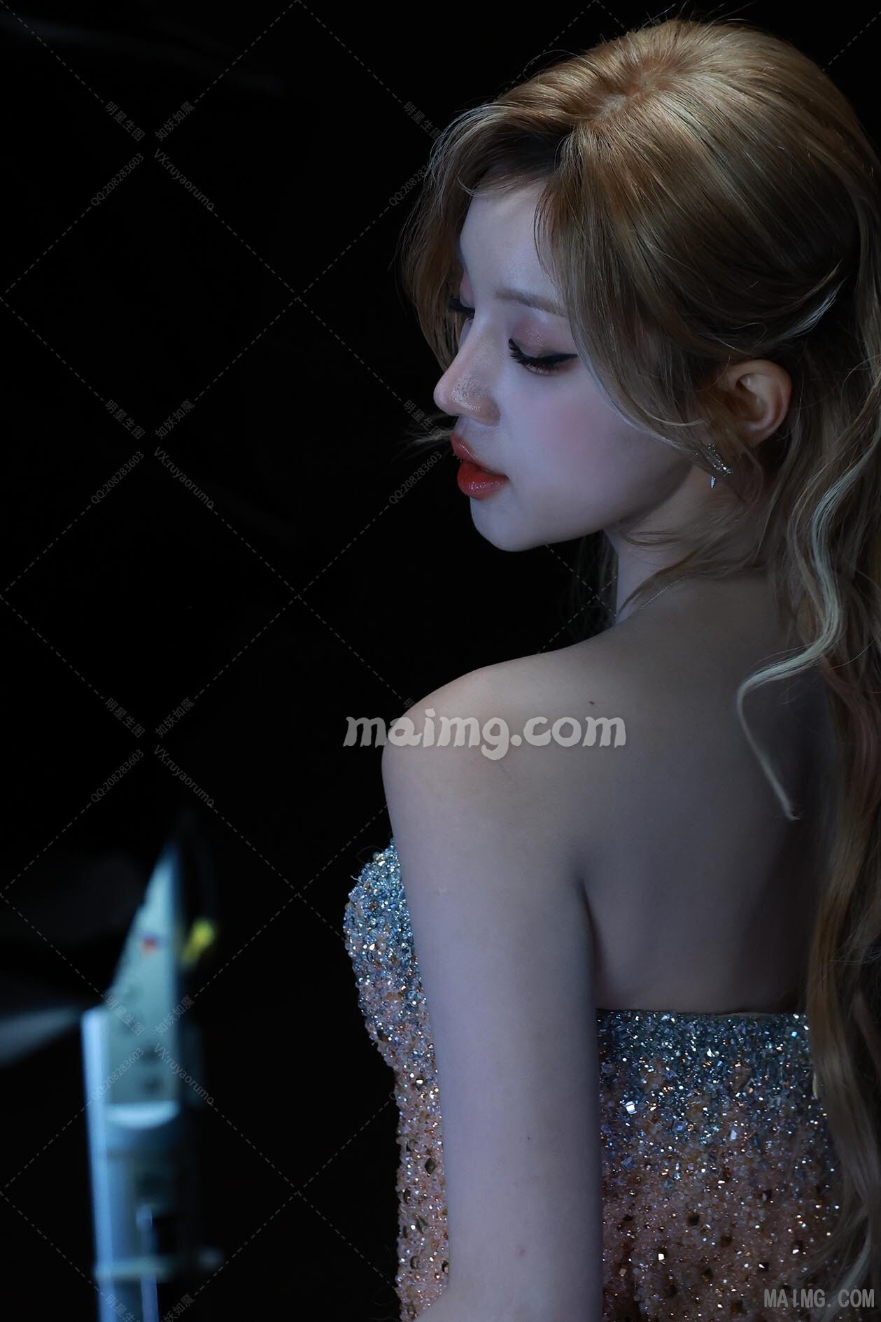 如妖如魔预览（maimg.com）_20251024T12014_14.jpeg
