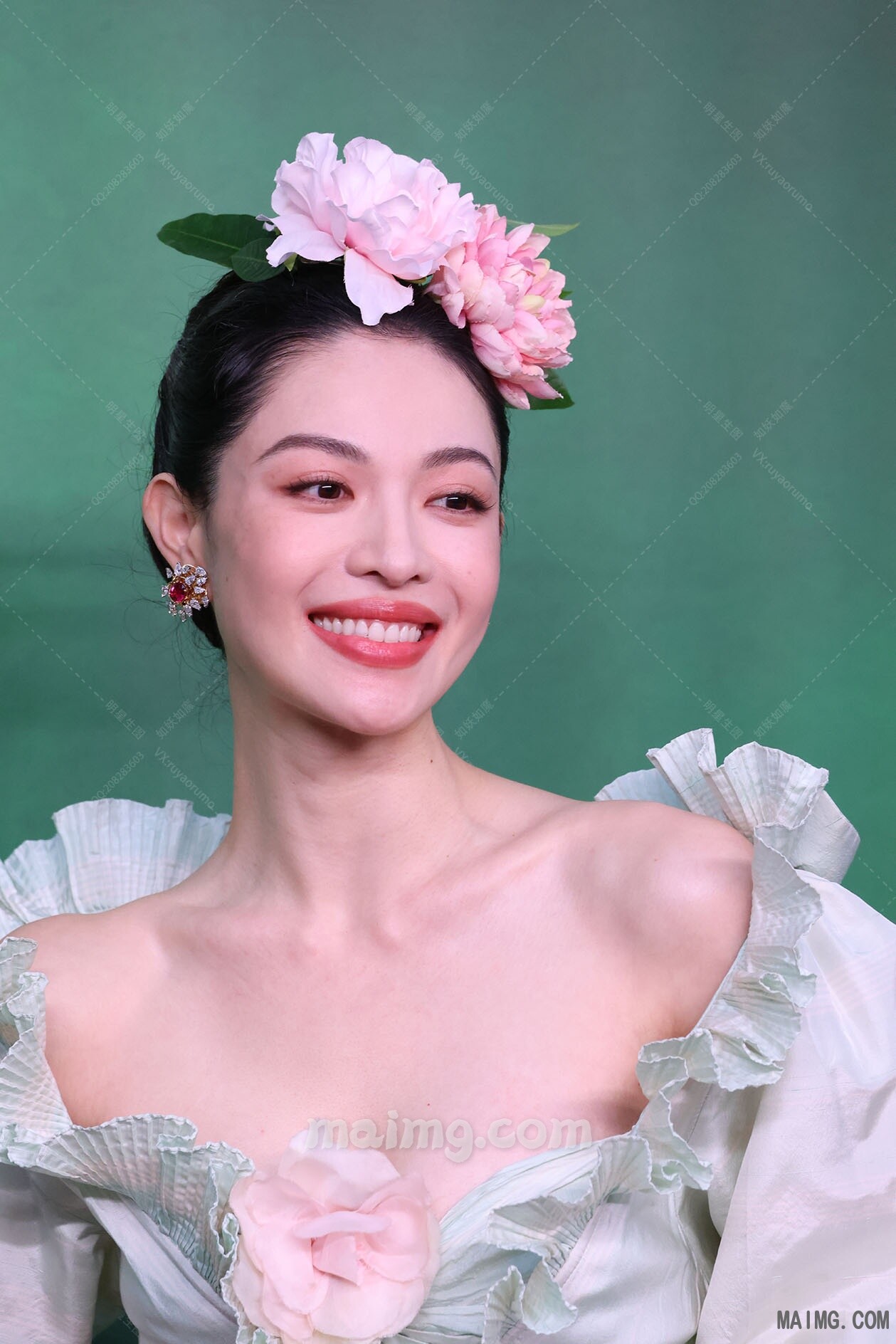 【已出】钟楚曦 vogue红毯