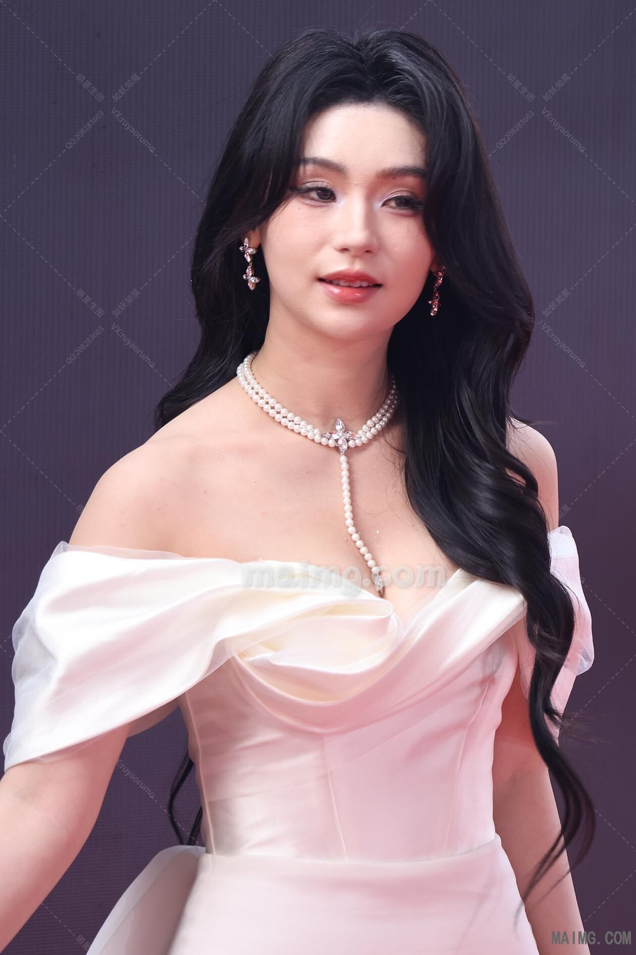 【已出】胡亦瑶文荣奖红毯