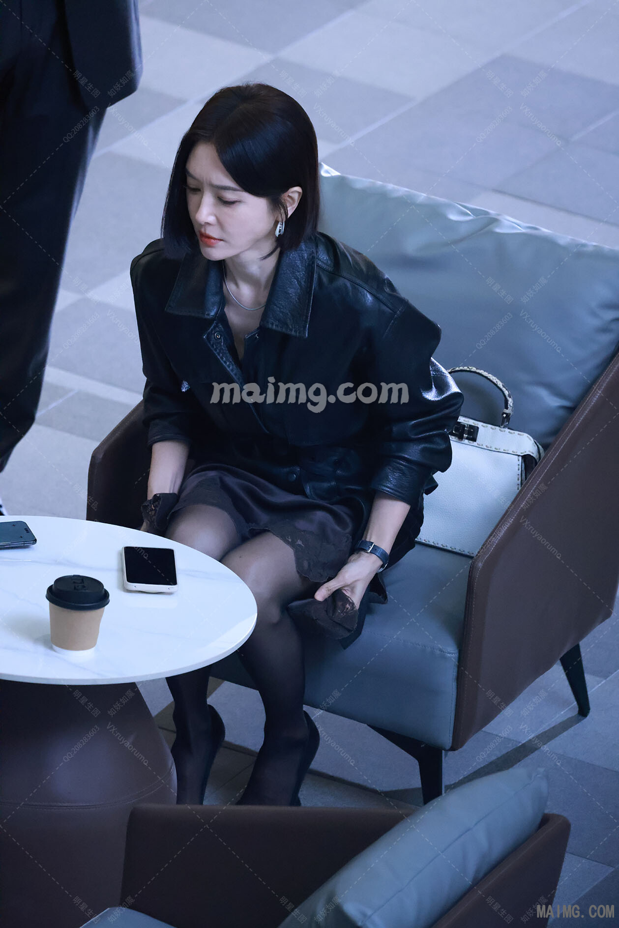 【已出】秦岚 黑色风衣