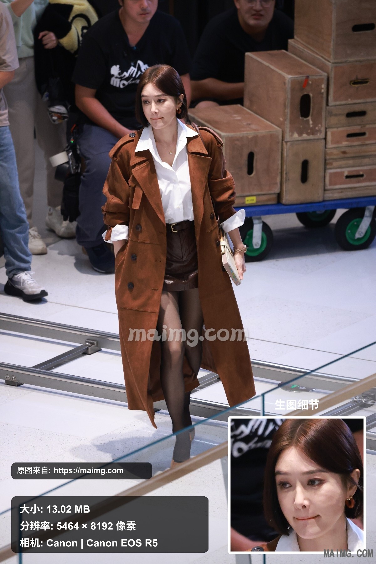 【已出】秦岚棕色风衣路透
