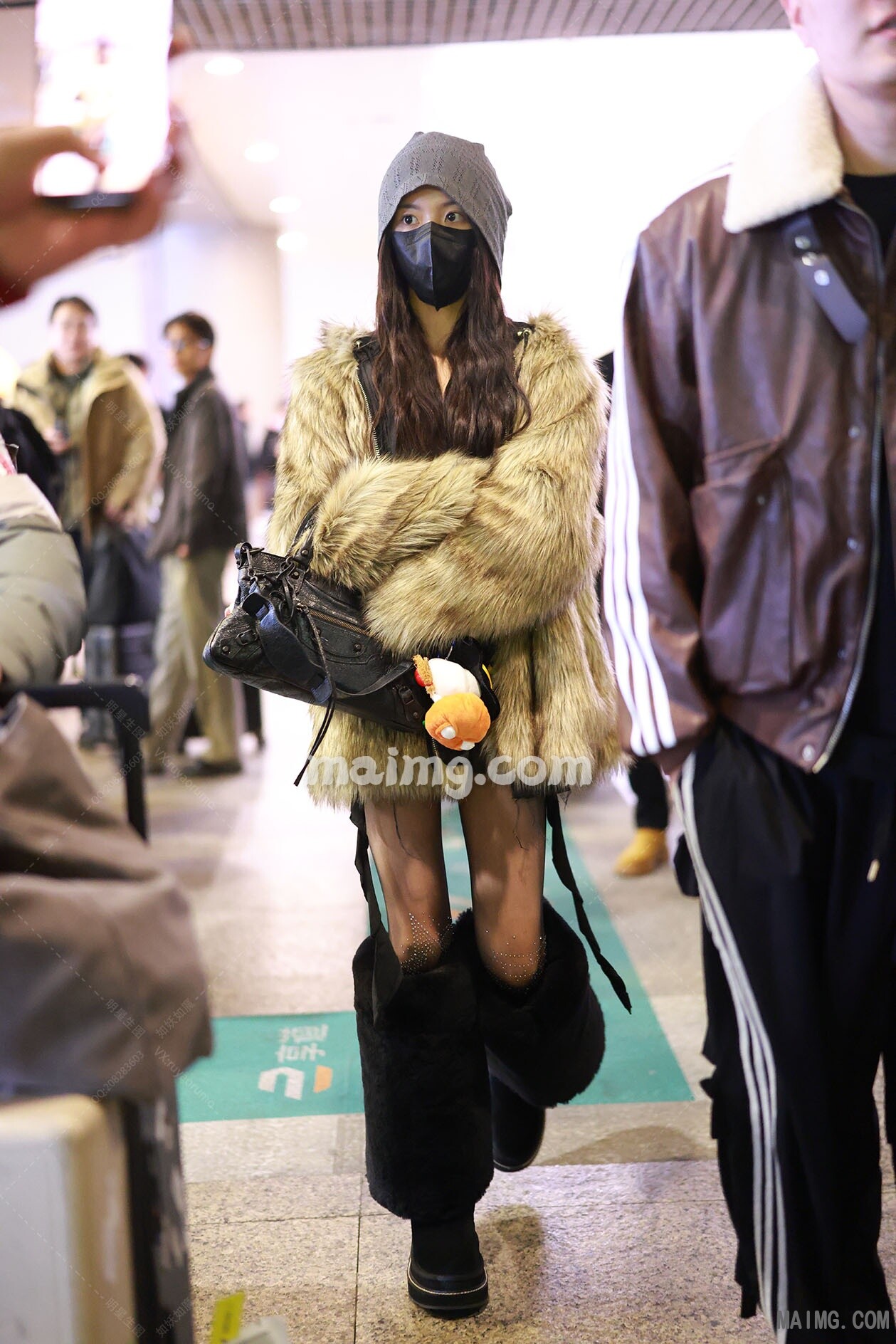 【已出】杨超越 机场到达