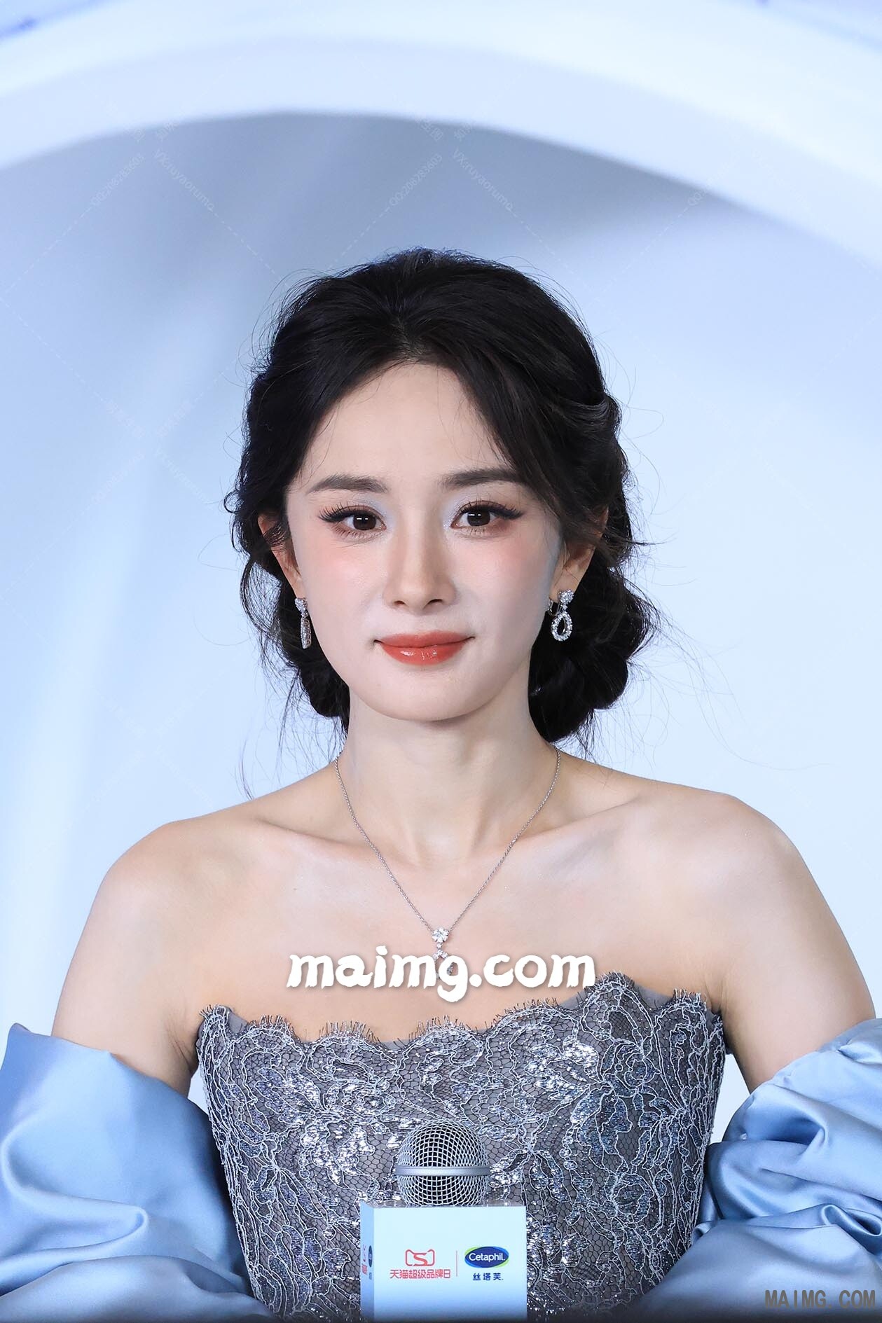 杨幂251204丝塔芙活动