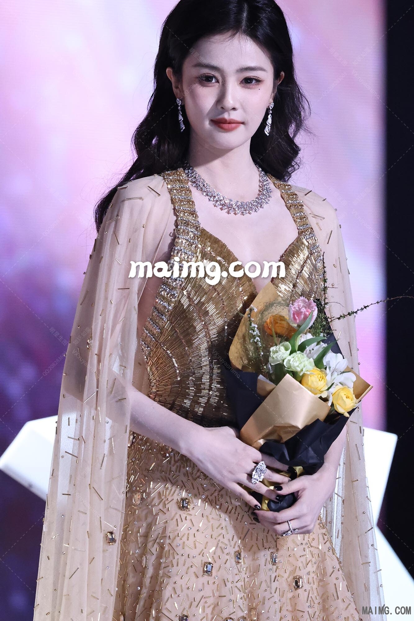 白鹿 爱奇艺尖叫之夜内场