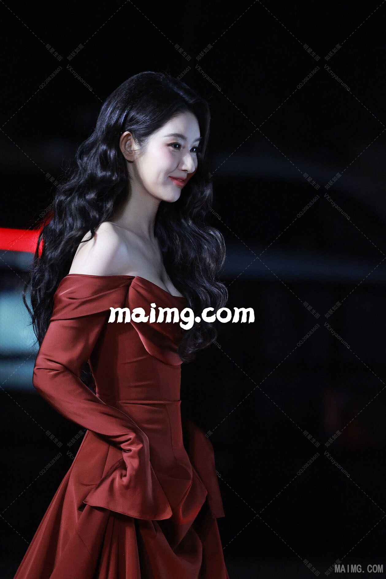 【已出】王玉雯 芭莎艺术大赏红毯