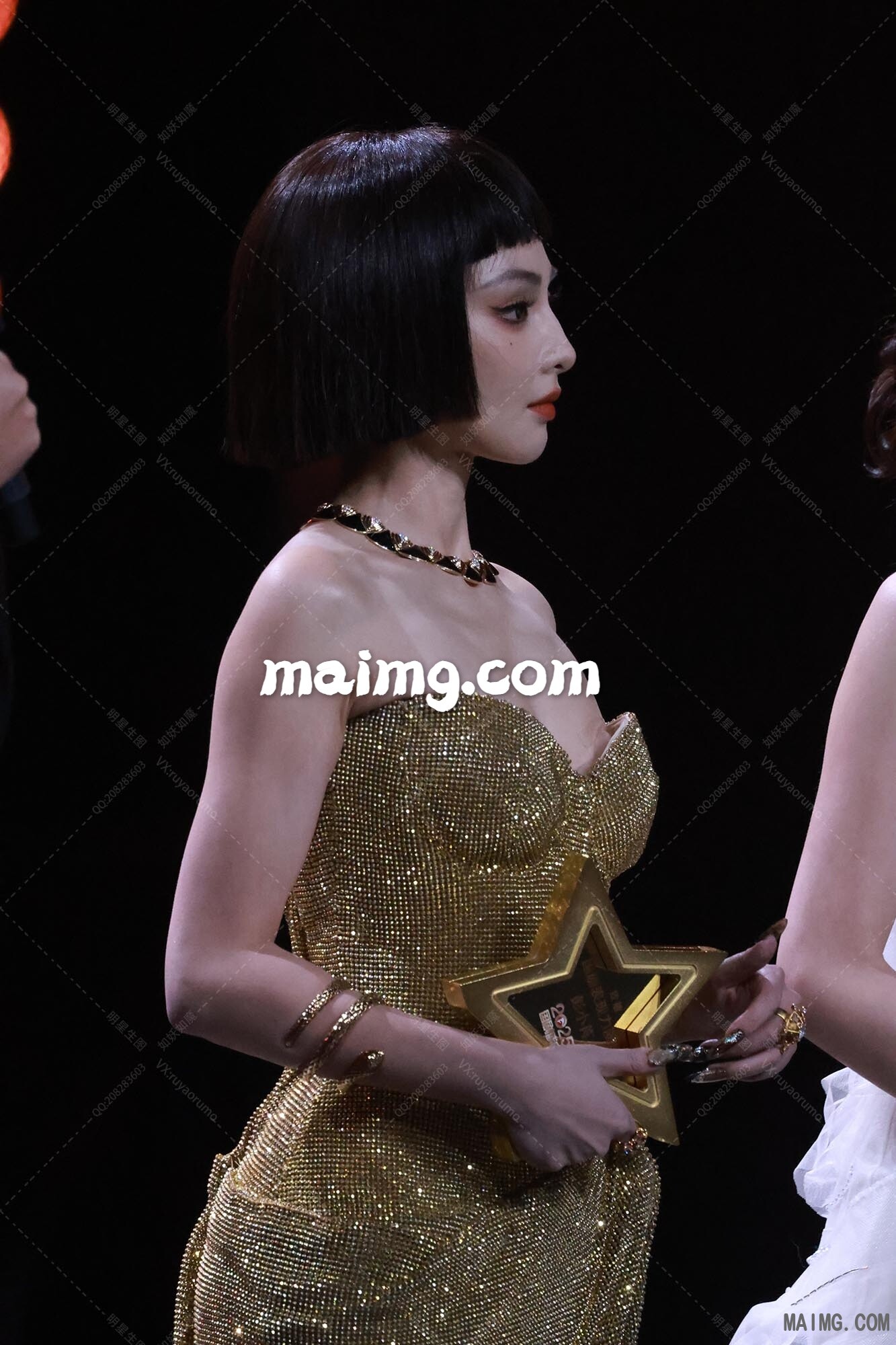 彭小苒 国剧盛典舞台 更新