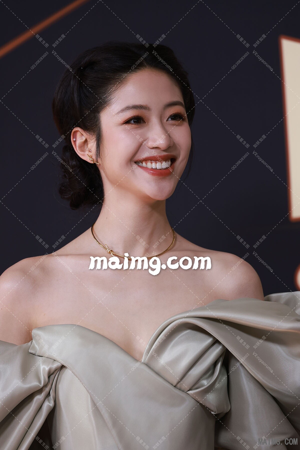 【已出】向涵之 搜狐时尚盛典红毯