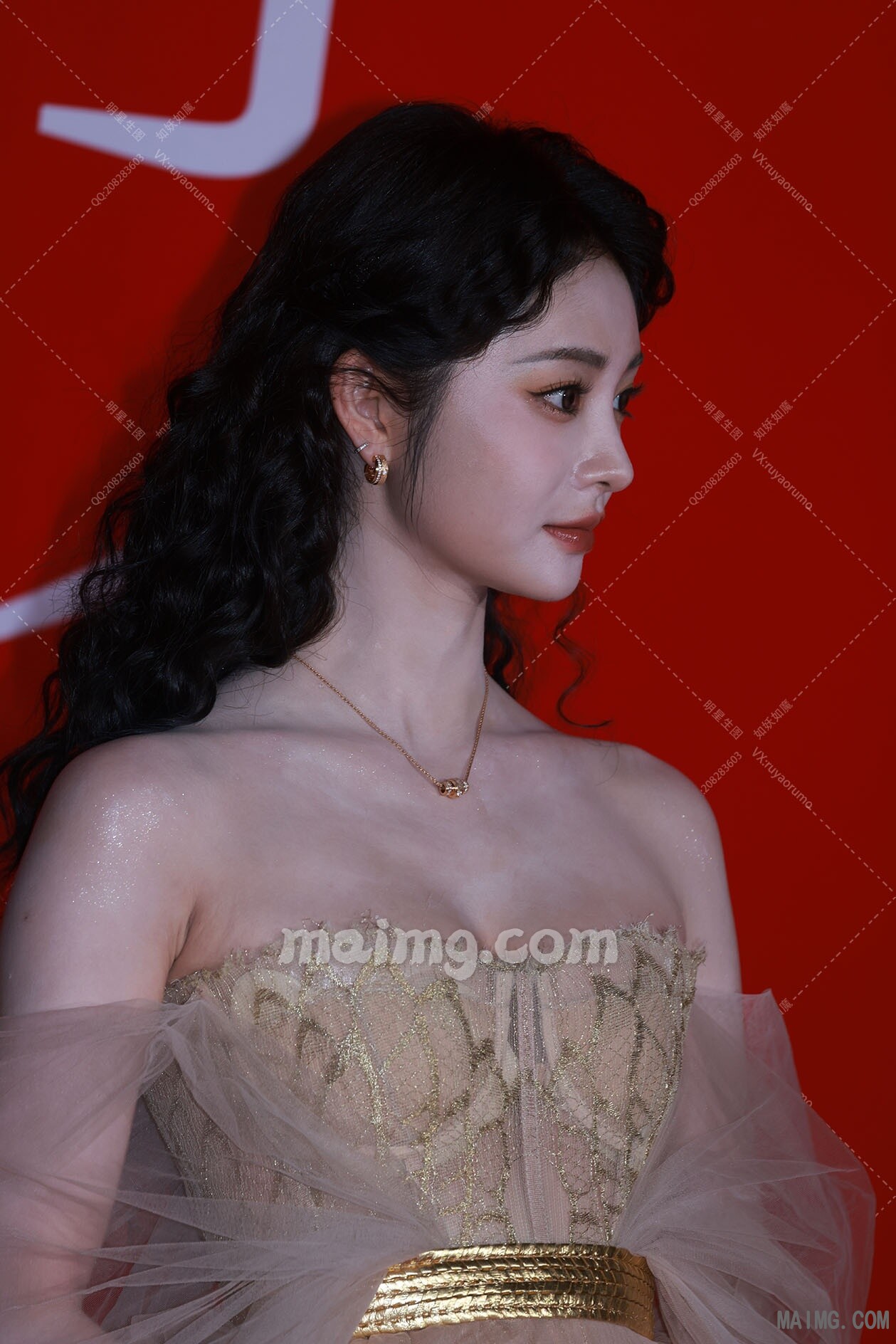 周洁琼 栩栩华生红毯