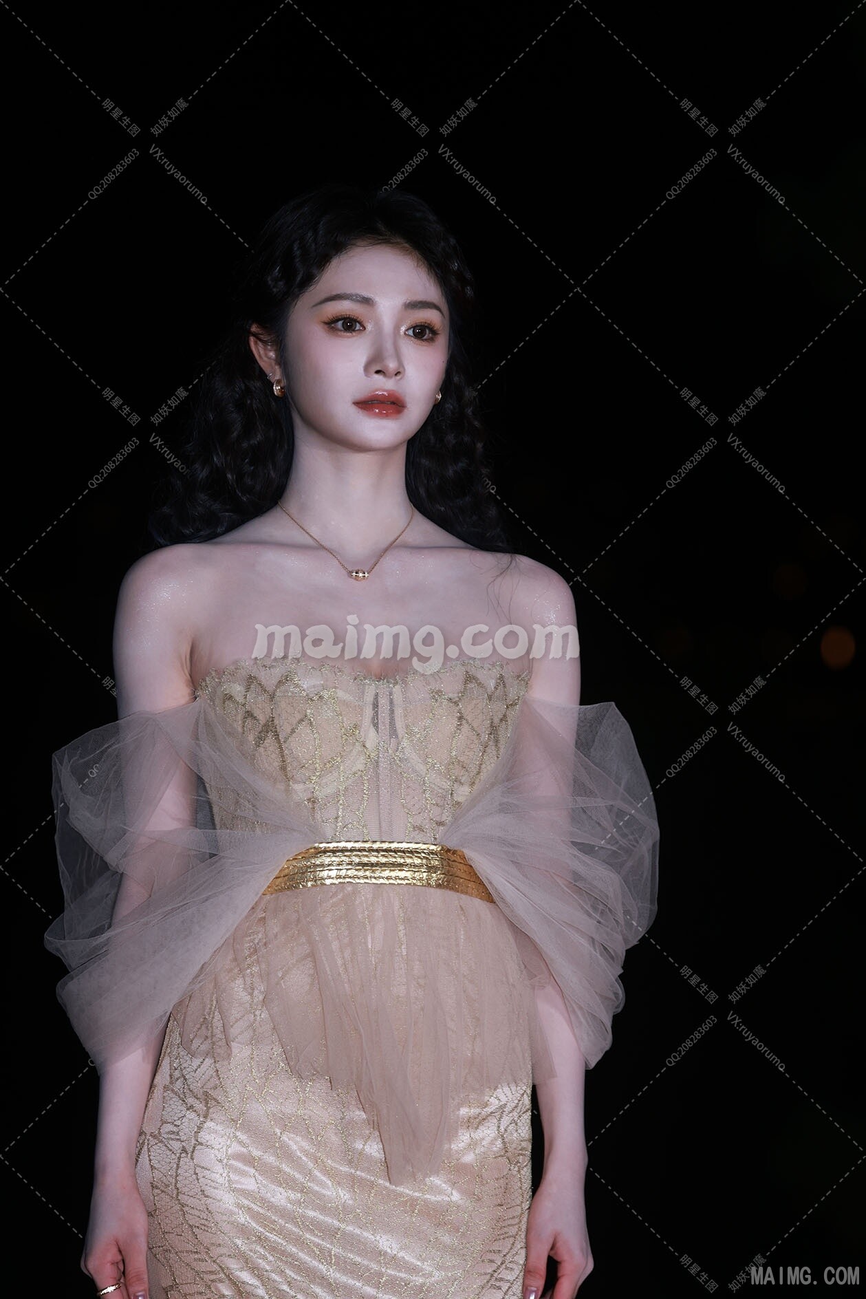 周洁琼 栩栩华生红毯