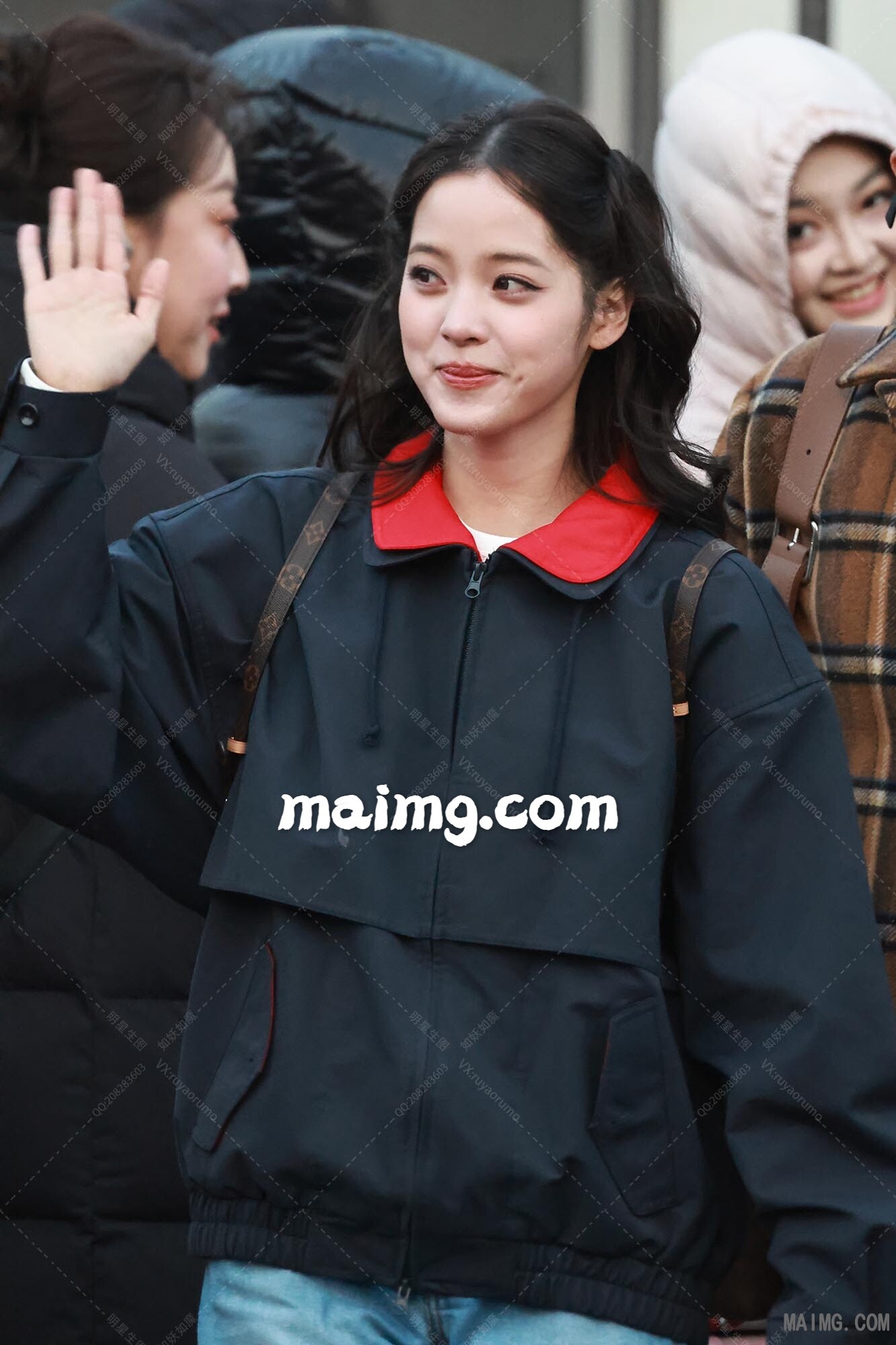 欧阳娜娜春晚上班